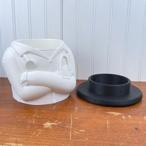 Doctor Coat Indoor Planter Pot, Lab Coat Flower Pot, Indoor Planter - Picture 10 of 10